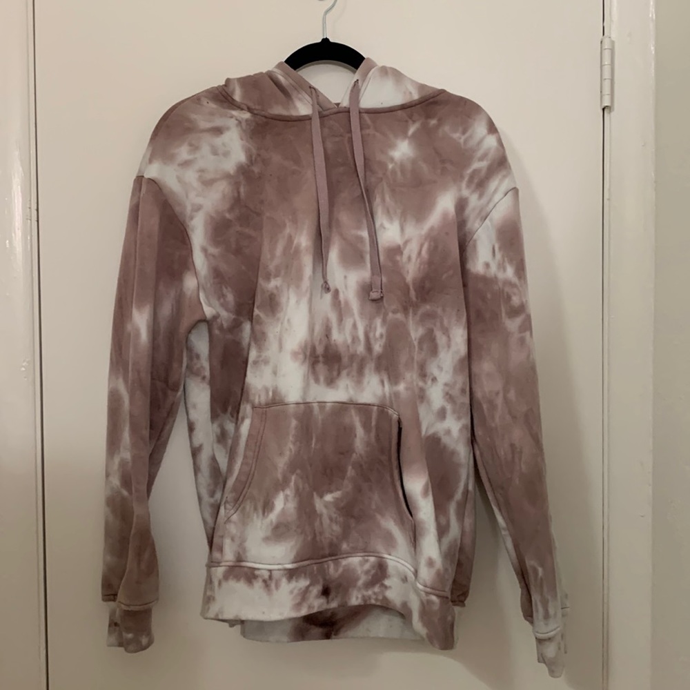 Love Streak Tie dye Sweatshirt